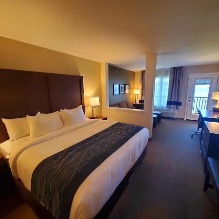 Comfort Inn & Suites Munising-Lakefront Ngoại thất bức ảnh